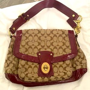 Coach canvas shoulder bag patent leather trim
